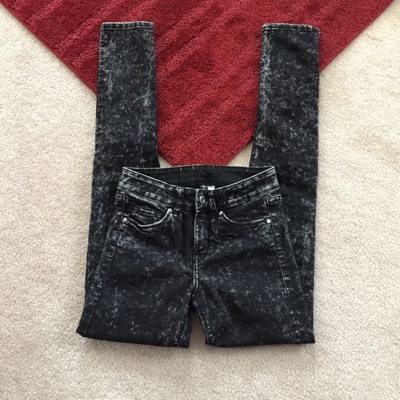 Divided By H&M 2 Acid Wash Skinny Jean W 23 x I 30 - Picture 2 of 5